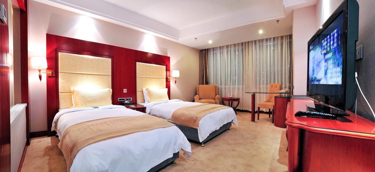 Uiles Hotel Χοχότ Εξωτερικό φωτογραφία