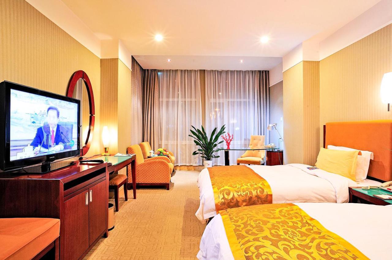 Uiles Hotel Χοχότ Εξωτερικό φωτογραφία