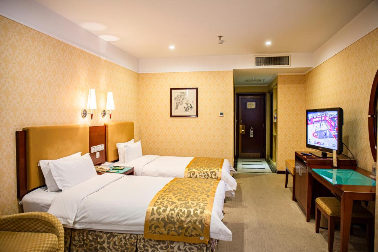 Uiles Hotel Χοχότ Εξωτερικό φωτογραφία
