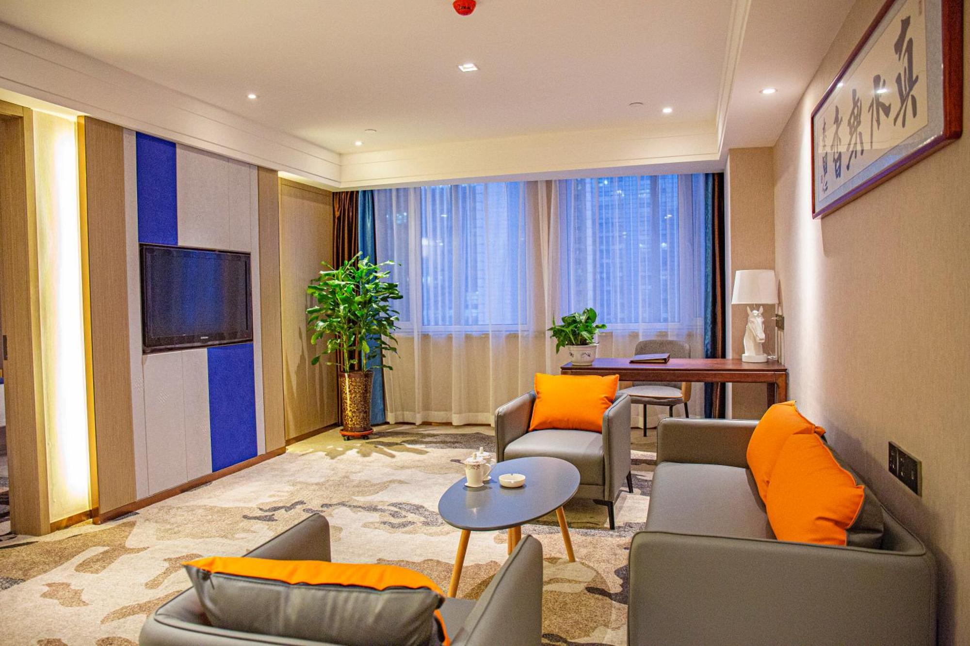 Uiles Hotel Χοχότ Εξωτερικό φωτογραφία