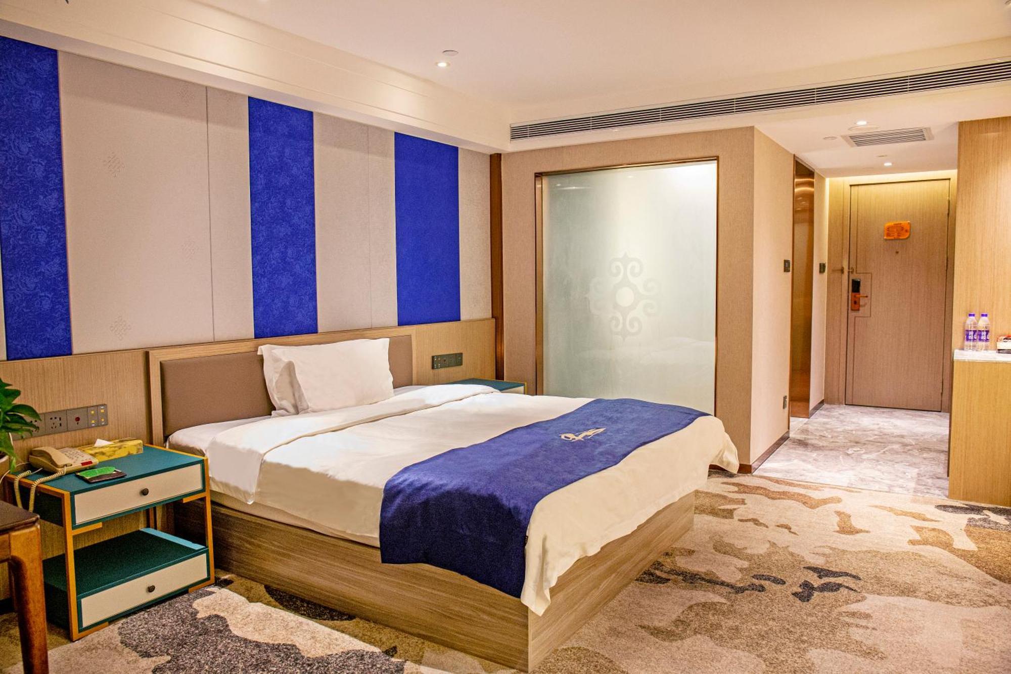 Uiles Hotel Χοχότ Εξωτερικό φωτογραφία