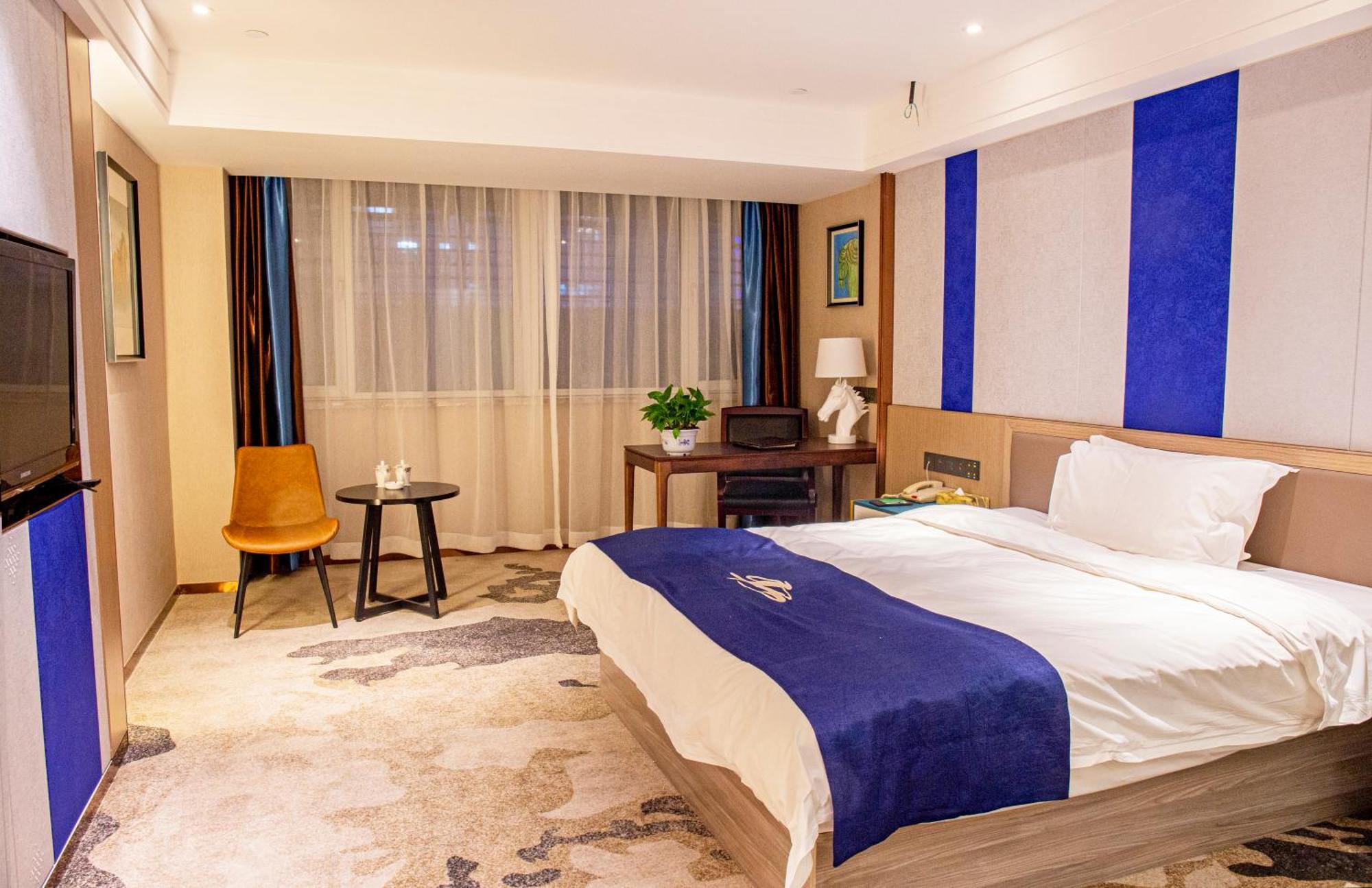 Uiles Hotel Χοχότ Εξωτερικό φωτογραφία