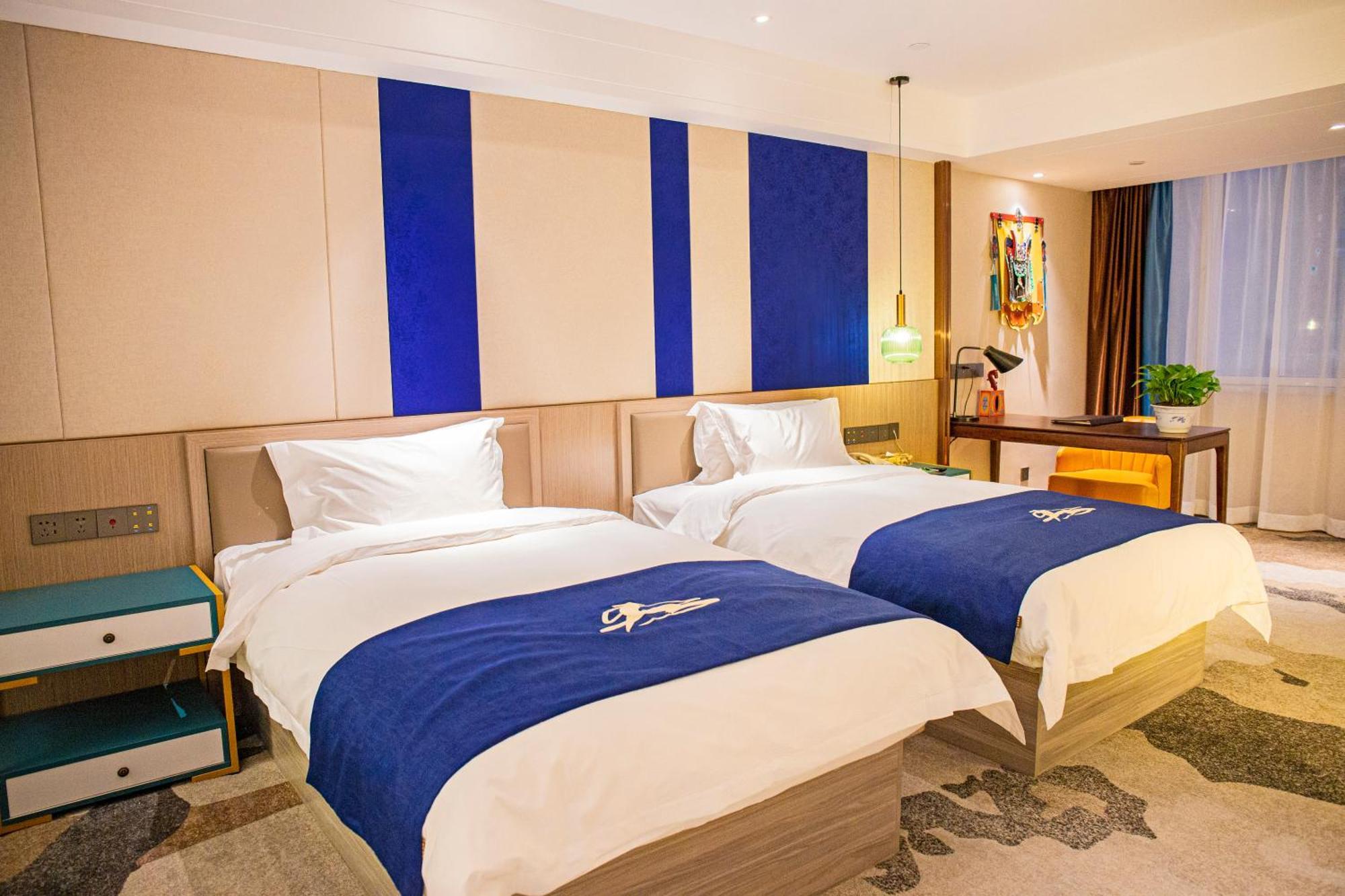 Uiles Hotel Χοχότ Εξωτερικό φωτογραφία