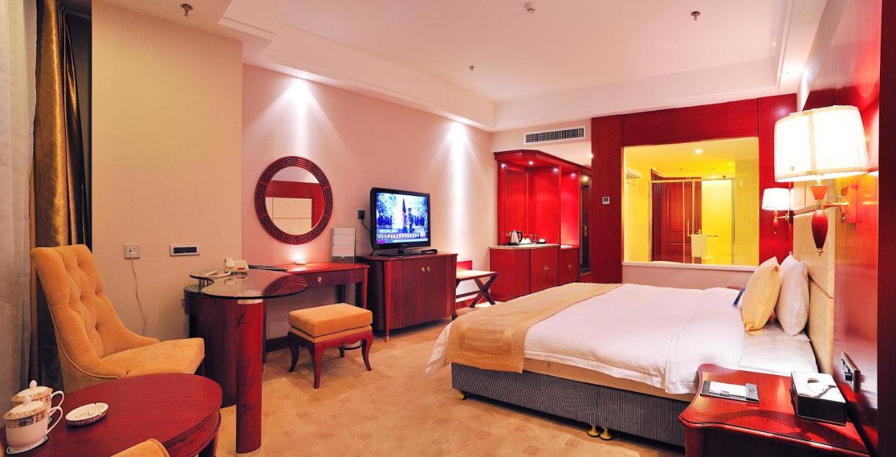 Uiles Hotel Χοχότ Εξωτερικό φωτογραφία